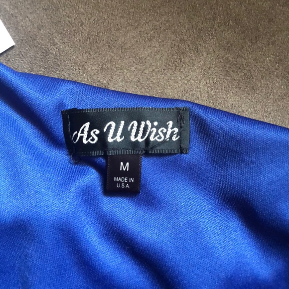 Blue Ruffled Body Con Dress - Picture 5 of 6